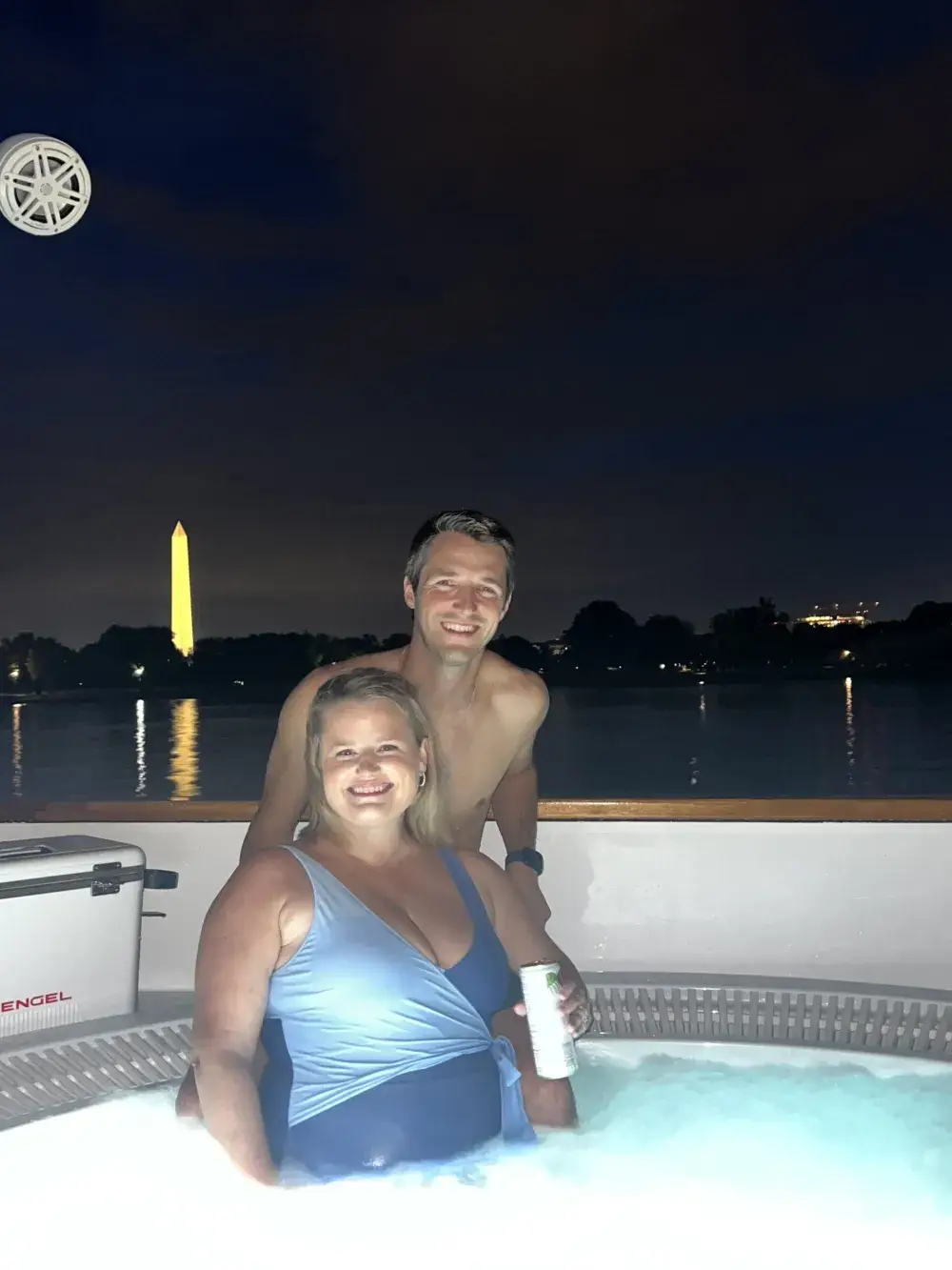 Engagements hot tub boat cruise in Washington DC