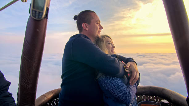 couple in hot air balloon over DC